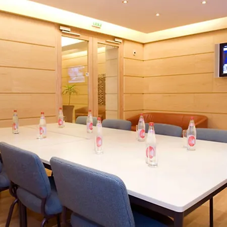 Hotel Grand Du Havre 3*