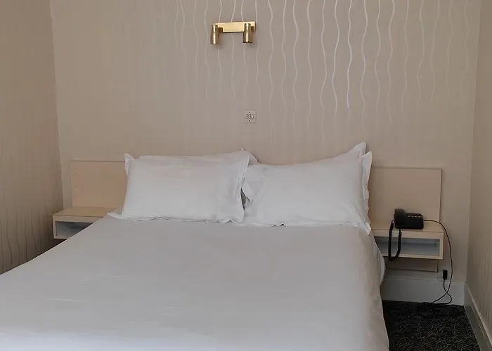 格兰德哈弗尔酒店 巴黎