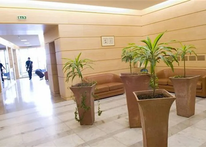 格兰德哈弗尔酒店 巴黎