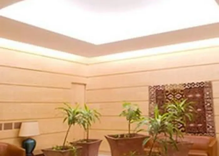 格兰德哈弗尔酒店 3*