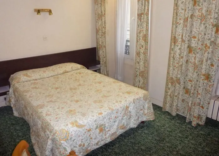 格兰德哈弗尔酒店 巴黎